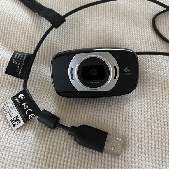 Logitech WebCam 1080P Laptop Computer - Picture 10 of 10